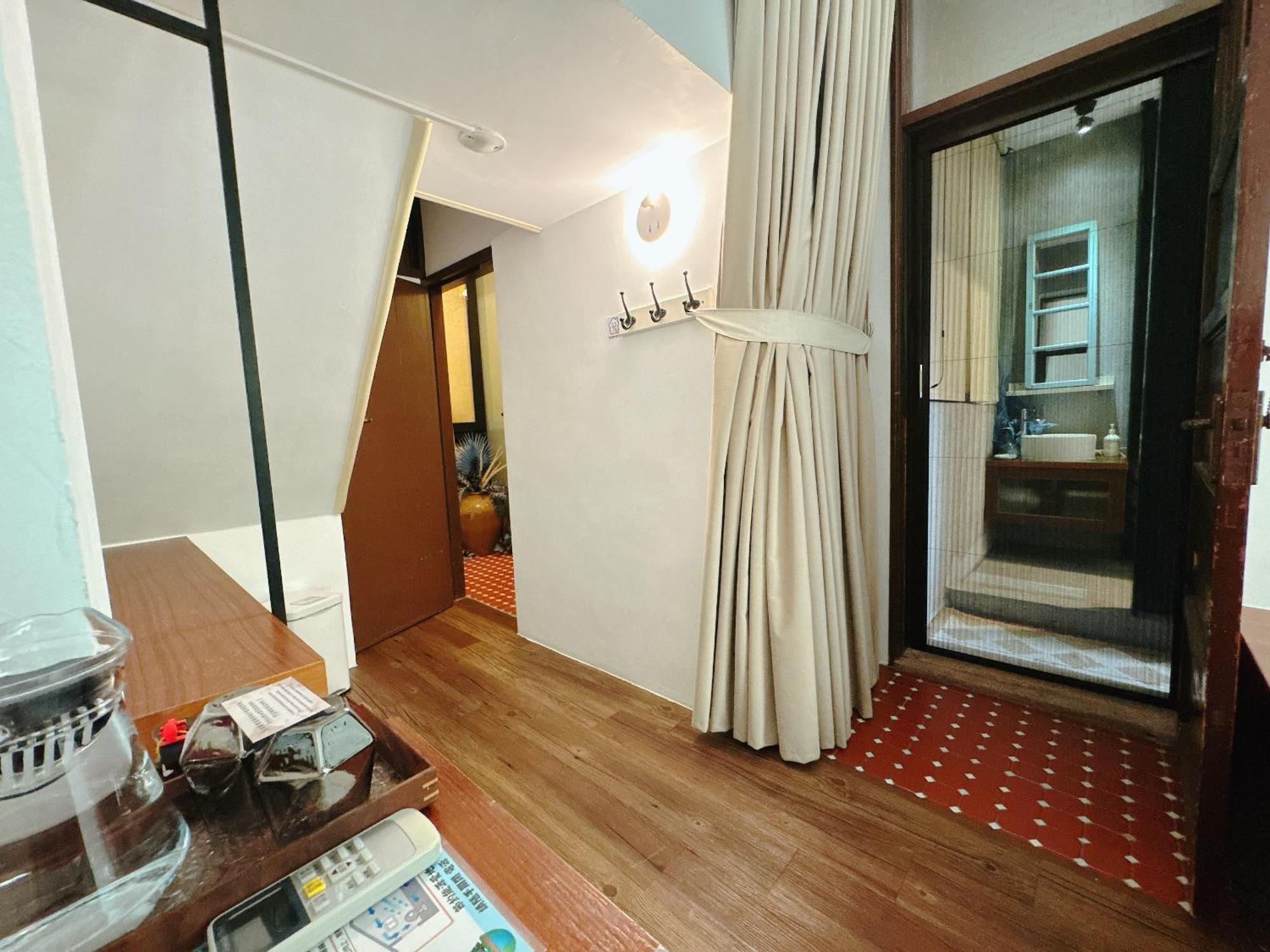 辣虎邸家 Love Here Tainan Exterior foto
